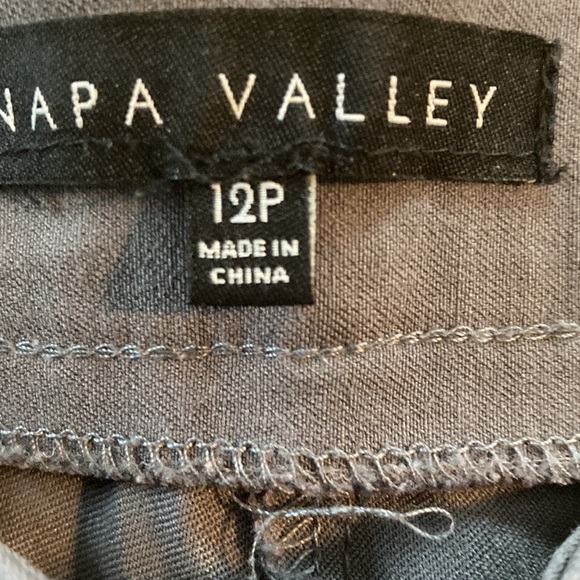 Napa Valley Woman pants good used condition - Picture 3 of 4